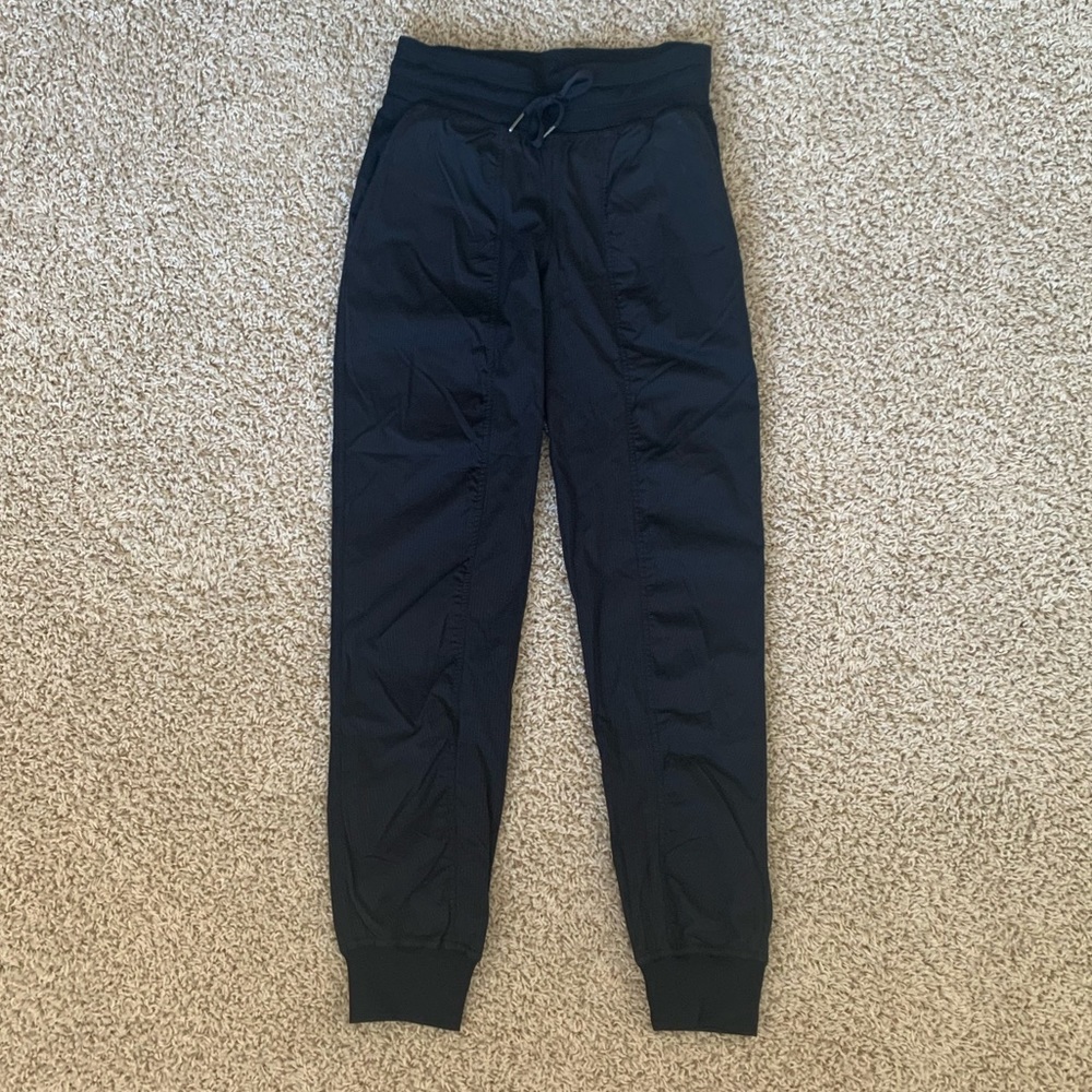 New Lululemon Dance Studio Jogger sz 4